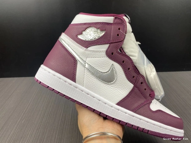 Jordan Air 1 OG High 555088-611 Bordeaux 0530